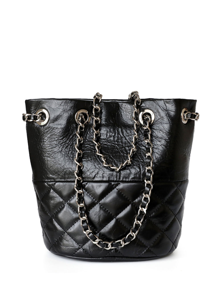 black chanel leather handbag