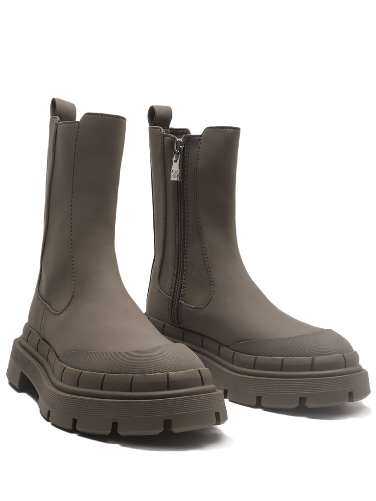 Women's Round Toe Chunky Sole Low Heel Solid Rubberized Chelsea Boots Zip Side - POPBAE