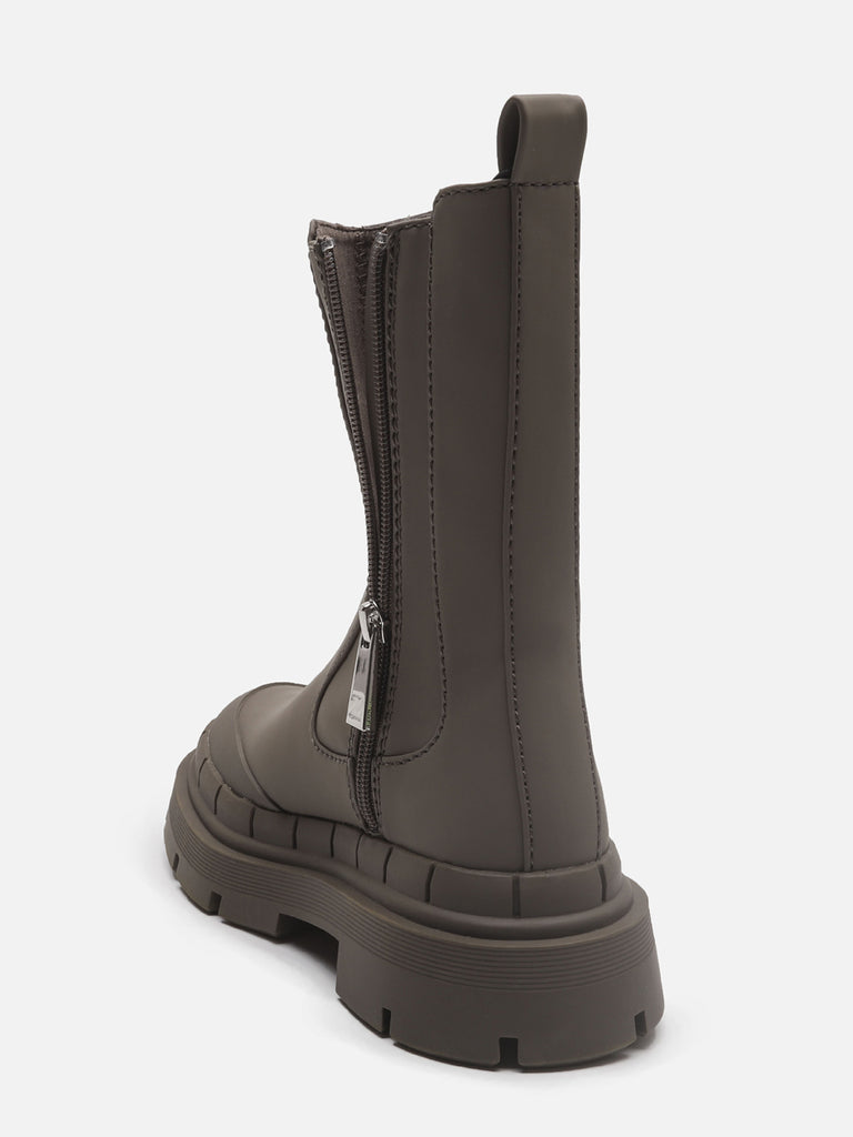 Women's Round Toe Chunky Sole Low Heel Solid Rubberized Chelsea Boots Zip Side - POPBAE