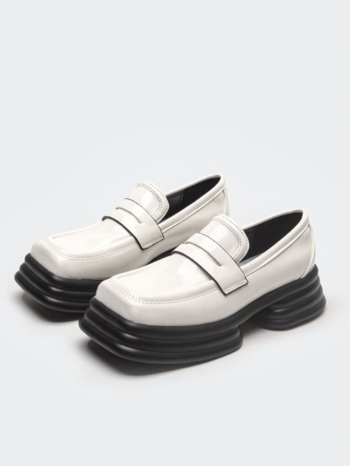 melt the lady square loafer